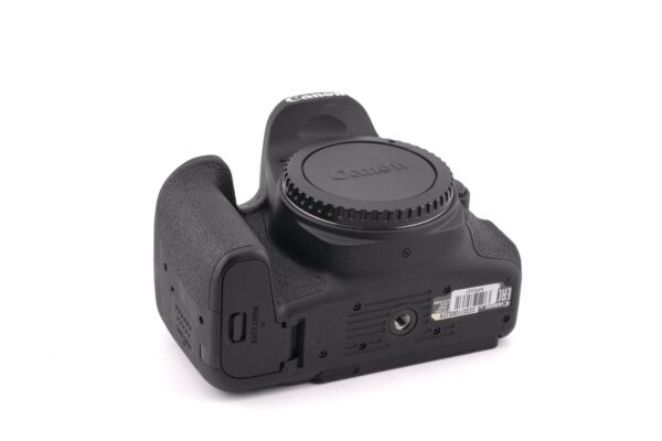 Canon EOS 77D - Image 3