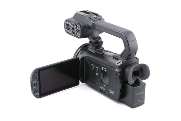 Canon XA10 - Image 4