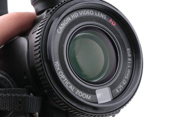 Canon XA10 - Image 5