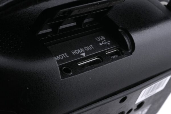Canon XA10 - Image 8