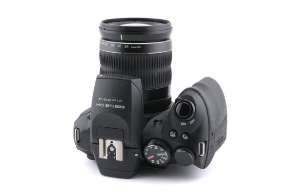 Fujifilm Finepix HS25 EXR - Image 3