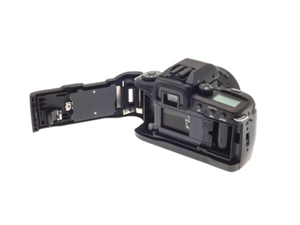 Minolta Dynax 60 Date + 35-70mm f3.5-4.5 Zoom-Master AF - Image 5