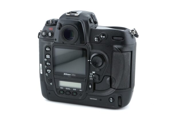 Nikon D2x - Image 2