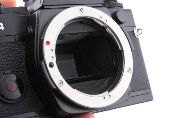 Olympus OM-4 - Image 5