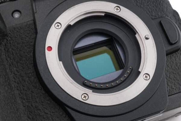 Panasonic Lumix DC-G90 - Image 7